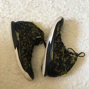 🔹Men’s Under Armour Steph Curry 1’s 🔹